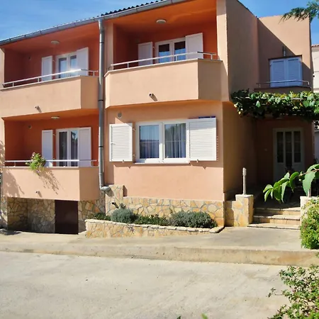 Nidisa 3*