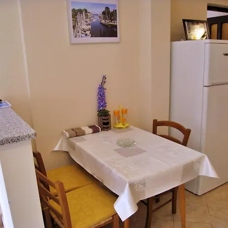 Guest house Nidisa