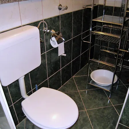 Nidisa Affittacamere 3*