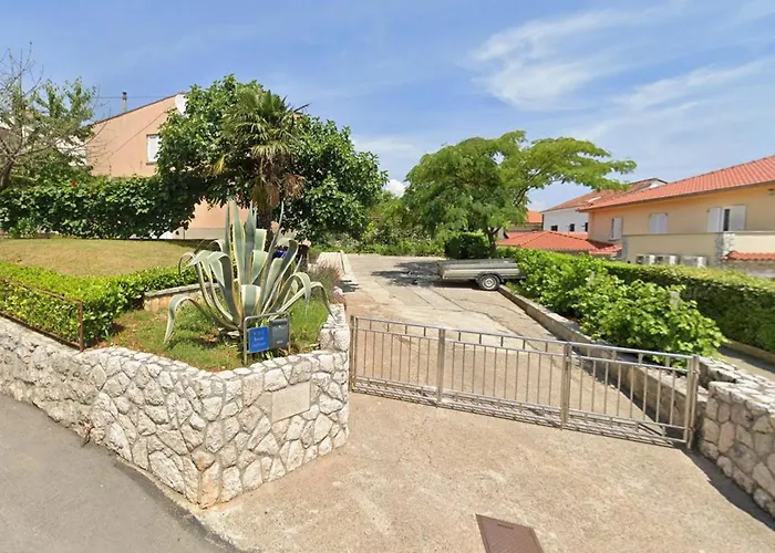 Nidisa Guest house 3*